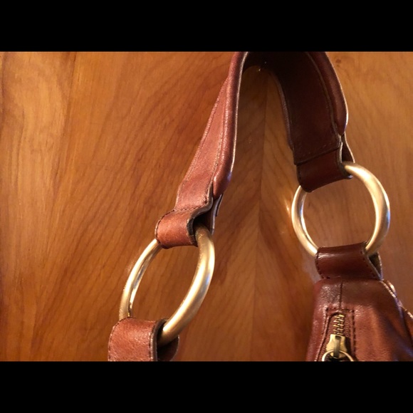 Used condition saddle color shoulder bag - Picture 5 of 9